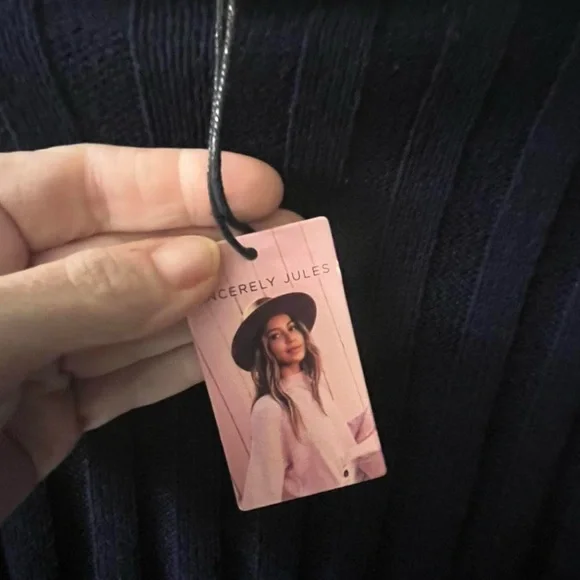 Sincerely Jules Navy and White Knit Sweater - Picture 5 of 6